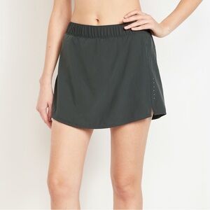 NWT- Old Navy- 2X. StretchTech Skort